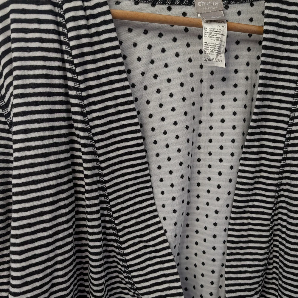 Chico’s Zenergy Open Front Cardigan | Black White Stripe Polka Dot | Size 1‎ (M)